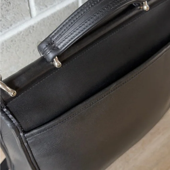 Coach Willis Black Leather Top-Handle Satchel with Detachable Strap - Picture 10 of 16